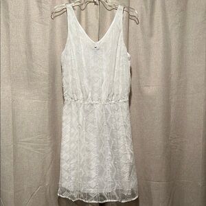 GAP White Textured Sleeveless Dress Size Medium